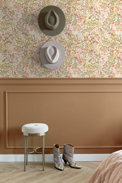 ESTAhome Tapete Feldblumen Grün, Rosa und Ockergelb - 50 x 900 cm - 131349