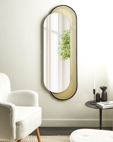Länglicher Spiegel mit Rahmen aus Rattan