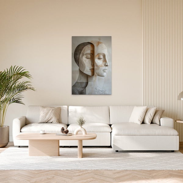 Gemälde mit zwei Frauengesichtern im Wohnzimmer