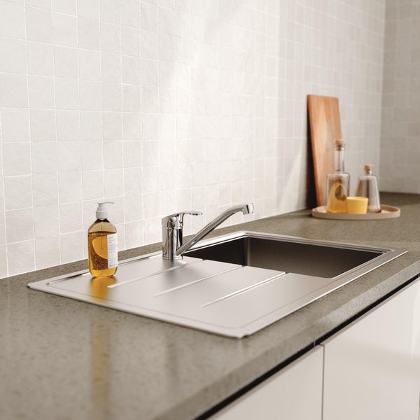 instmaier Küchenarmatur K1 | 360° schwenkbar | Wasserhahn Küche | Spültischarmatur Chrom | mit Zentralverschraubung