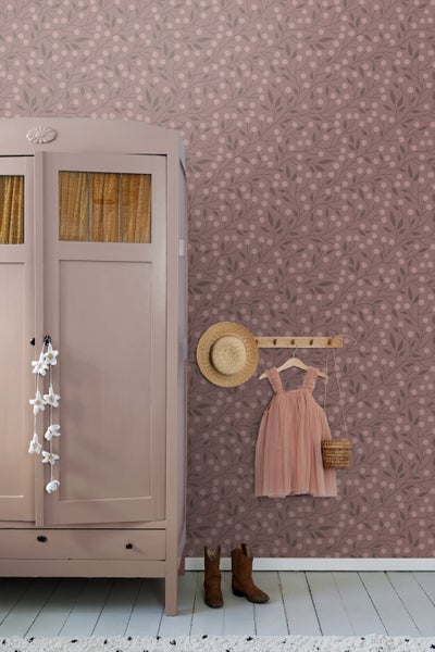 Rolle Tapete mit floralem Muster aus Blättern und Beeren