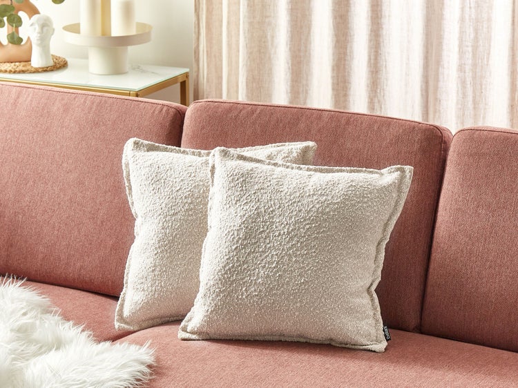 Dekokissen 2er Set SENECIA Bouclé 45 x 45 cm Hellbeige Ohne Muster