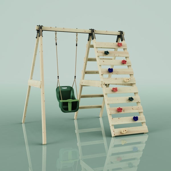 Spielgerüst aus hellem Holz mit einer grünen Babyschaukel und einer Kletterwand mit bunten Griffen.