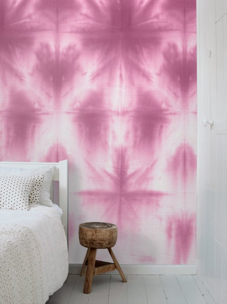 ESTAhome Fototapete wandfüllendes Tie-Dye Shibori Muster Tiefrosa - 100 x 279 cm - 158821