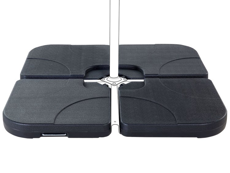 Schirmständer aus Kunststoff, bestehend aus vier einzelnen Platten