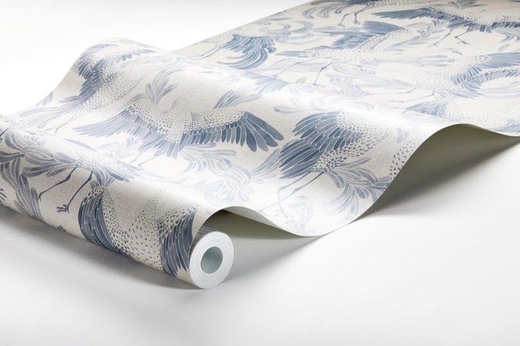 Blühende Fingerkraut Pflanze mit gelben Blüten im Garten