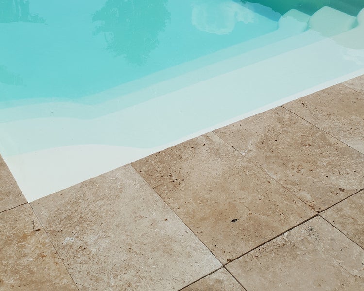 Wohnrausch Travertin Terrassenplatten BROWN 61 x 40,6 x 3 cm, getrommelt, braun