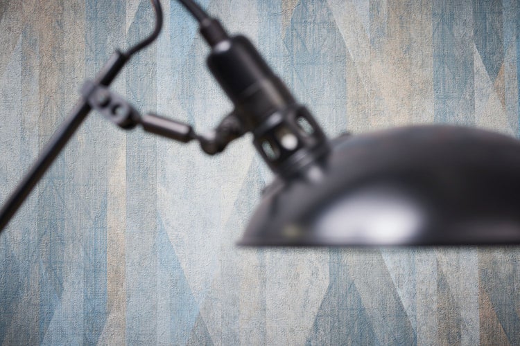 Tapetenrolle mit Blattmuster