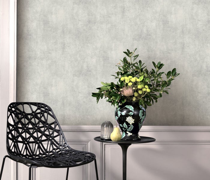 Schwarze Kunststoffbox mit 20 Litern Fassungsvermögen und den Maßen 40 x 30 x 22 cm.