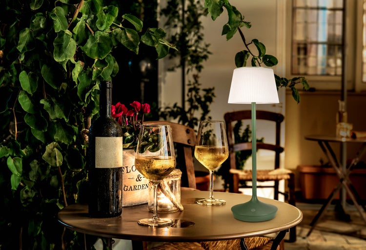 LED Leuchte EMMI für Außen und Innen, Tischlampe aus Metall und Kunststoff, mit fest verbauten LEDs, LED Tischlampe für Balkon, Terrasse, Garten, Wohnzimmer, Wintergarten, ca. 38 cm hoch