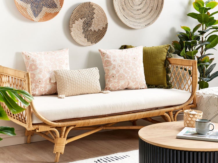 Gartenmöbelset mit Tisch und sechs Stühlen mit Armlehnen