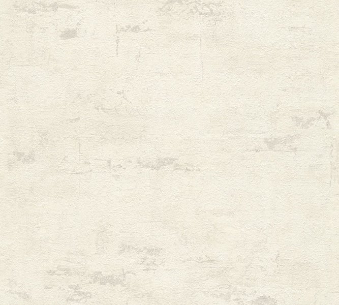 Wohnzimmer mit beigem Ecksofa, schwarzen Schrank und Kristalllüster