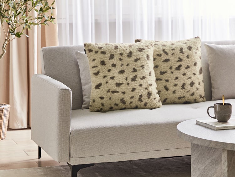 Dekokissen 2er Set KASRA Webpelz 45 x 45 cm Beige Abstraktes Muster