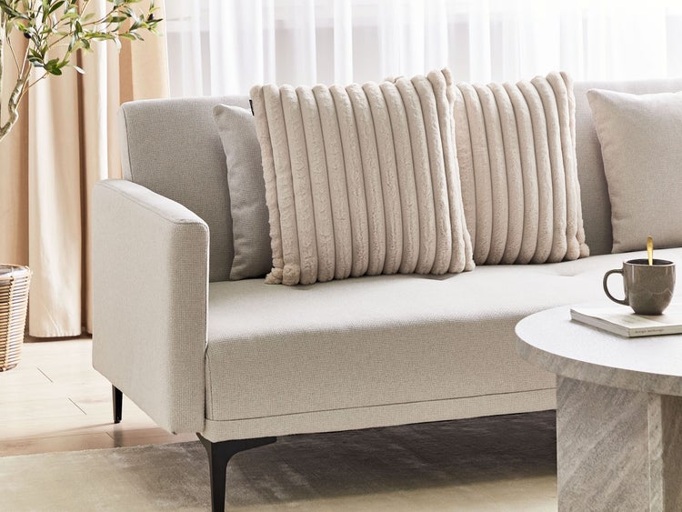 Hängelampe mit Metallkäfig und Glaskugel