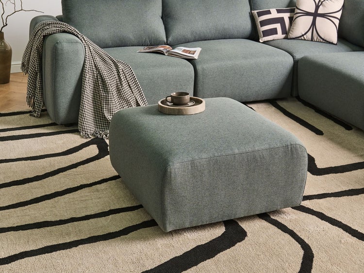 Skizze einer weiblichen Torso-Vase mit Maßangaben