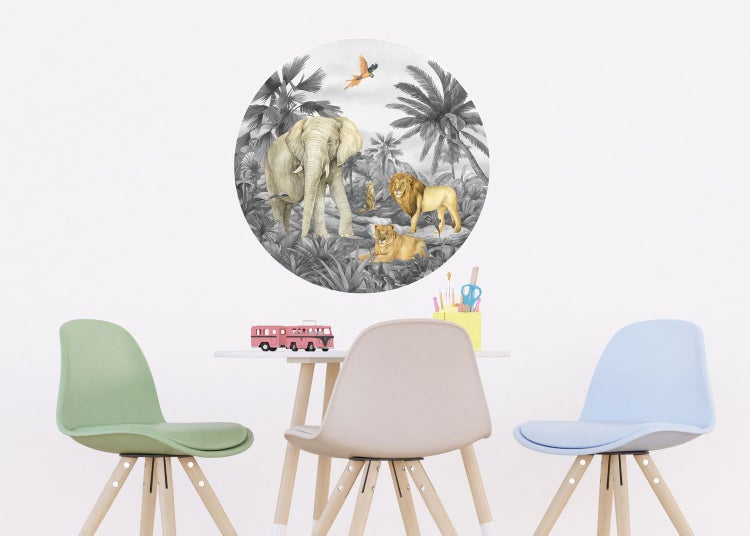 Dekoratives Wandtattoo mit Dschungelmotiv im Kinderzimmer