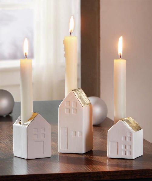 Dekoleidenschaft 3x Kerzenhalter Häuschen aus Porzellan, weiß + gold, Kerzenständer für Tafelkerzen, Tischdeko für Wohnzimmer