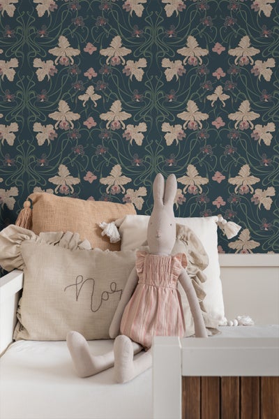 ESTAhome Tapete Blumenmuster im Jugendstil Dunkelblau, Beige und Graugrün - 50 x 900 cm - 139669