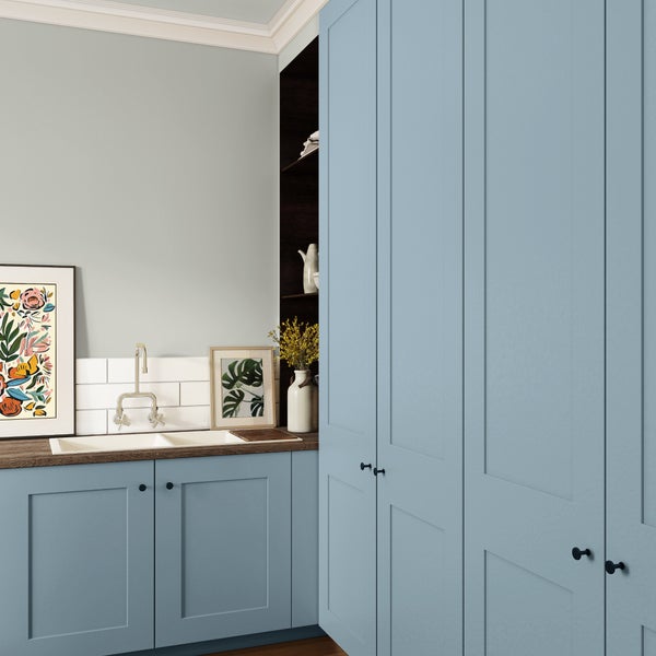 MissPompadour seidenmatte Holzfarbe - Blau mit Grau - 1 L, Möbelfarbe ohne Schleifen - Farbe für Holz, Metall, Kunststoff - Holzlack, Möbellack schnelltrocknend mit hoher Deckkraft