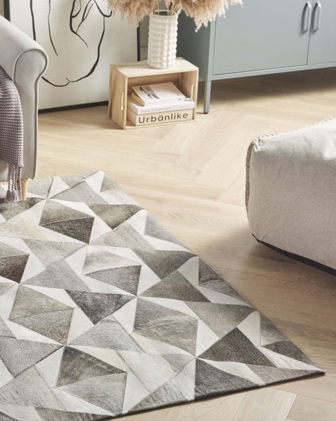 Teppich ALAKA Grau 140 x 200 cm Echtleder