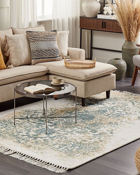 Hängeleuchte aus Holzperlen