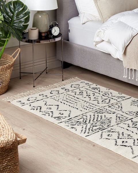 Teppich Wolle weiß / schwarz geometrisches Muster 80 x 150 cm Kurzflor ALKENT