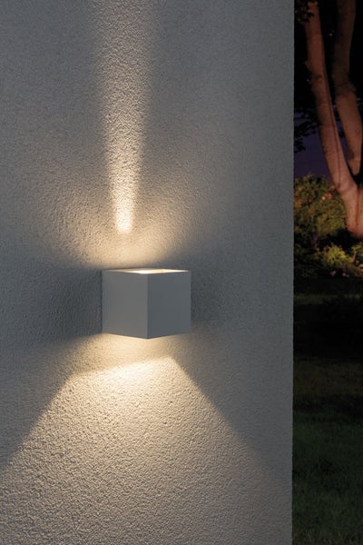 LED Wandleuchte Cybo IP65 eckig 80x80mm 2700K 2x3,5W 355lm / 355lm 230V 40-120° Weiß Aluminium