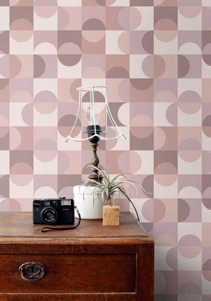 ESTAhome Tapete Kreise im Bauhaus-Stil Helllila, Rosa und Braun - 50 x 900 cm - 131243