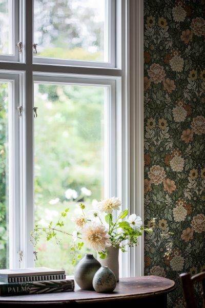 Borastapeter Tapete Blumenmuster im Jugendstil Grün und Rosa - 53 cm x 10.05 m - 660376