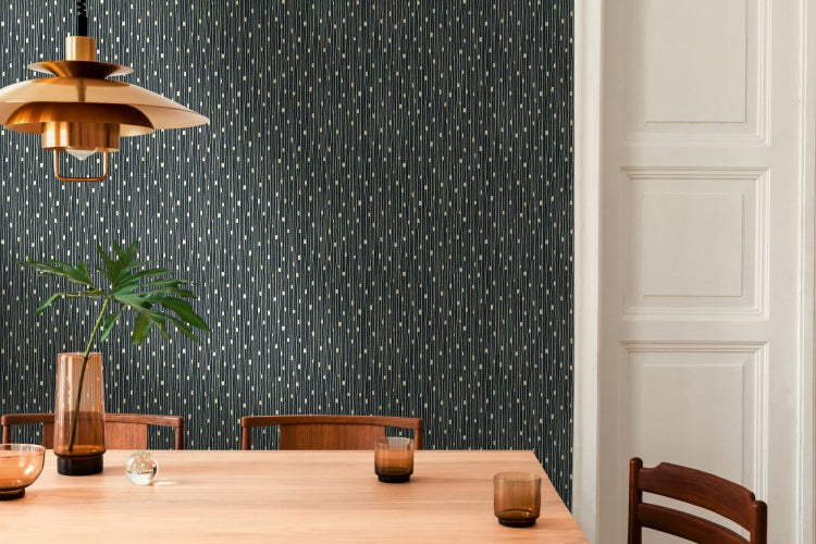 Graues Wandregal mit zwei Fächern zur Aufbewahrung von Badartikeln