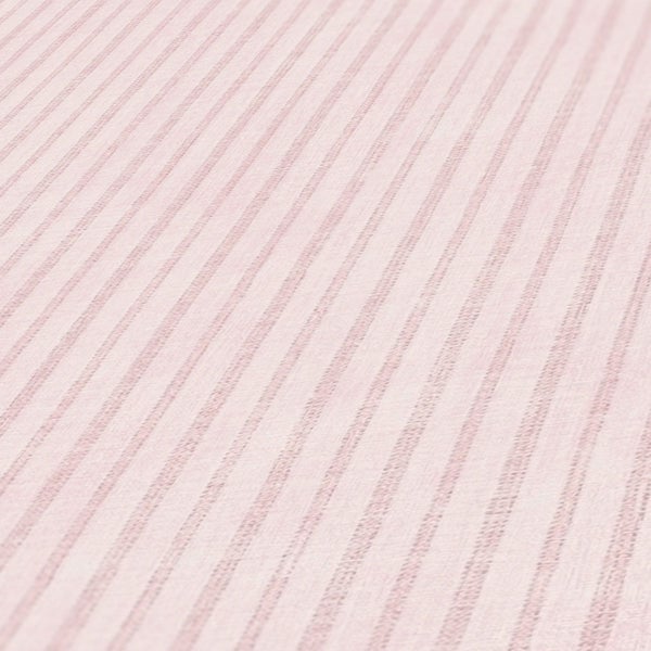 Nahaufnahme einer Tapete mit Streifenmuster