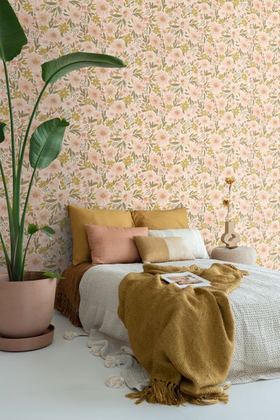 ESTAhome Tapete Blumen Hellrosa, Ockergelb und Graugrün - 50 x 900 cm - 130924
