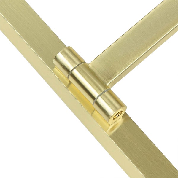 Detailansicht eines Möbelbeschlags mit Scharnier