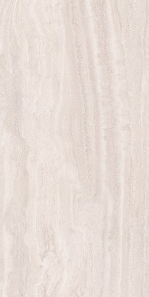 Helle Fliese mit feiner vertikaler Steinstruktur