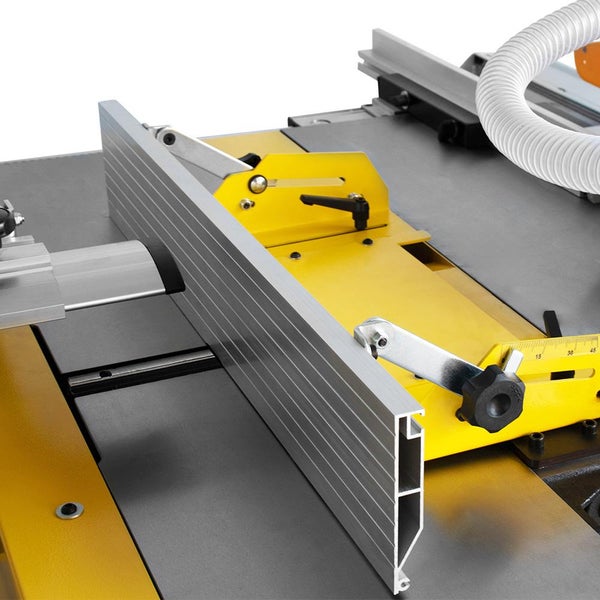 Tischkreissäge mit Anschlag