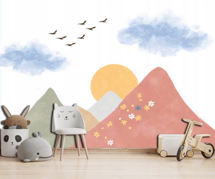 Kinderzimmer mit Bergmotiv-Tapete, Spielzeug und Stuhl