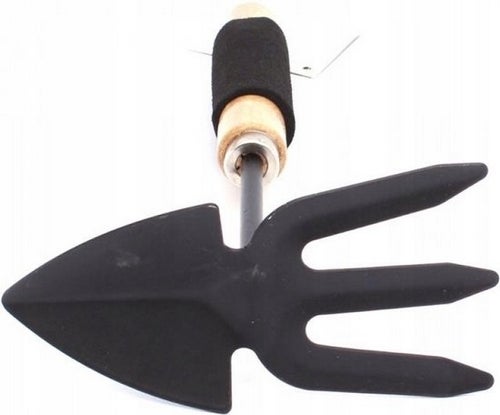 Gartenkralle mit Holzgriff für die Gartenarbeit