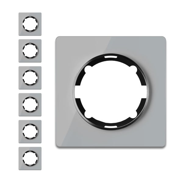 Set von sechs quadratischen Abdeckrahmen für Schalter oder Steckdosen in modernem Design.