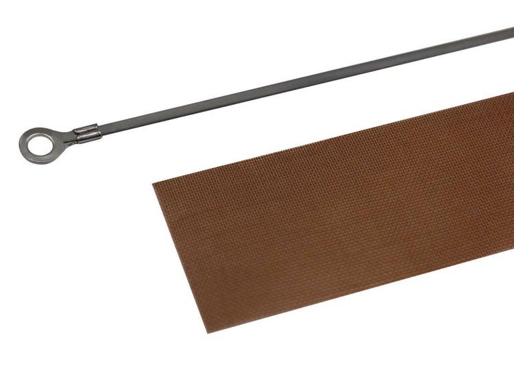 Heizband mit Anschlusskabel und Ringkabelschuh für industrielle Anwendungen.