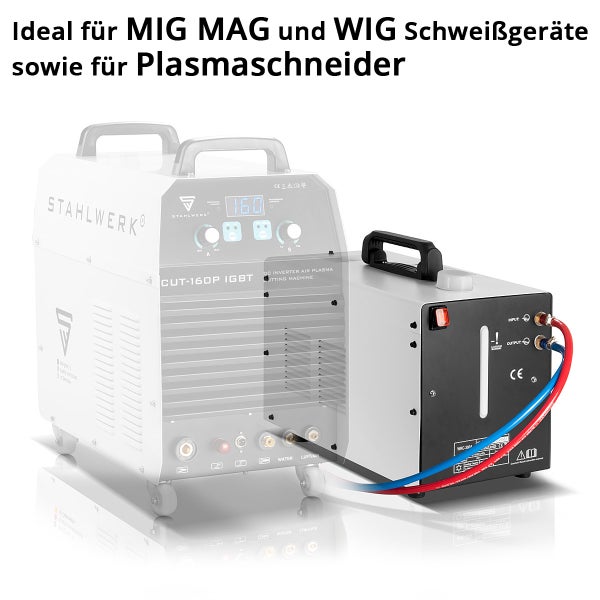 Stahlwerk Wasserkühlgerät für Schweißgeräte und Plasmaschneider, angeschlossen an einen Plasmaschneider mit Schläuchen.