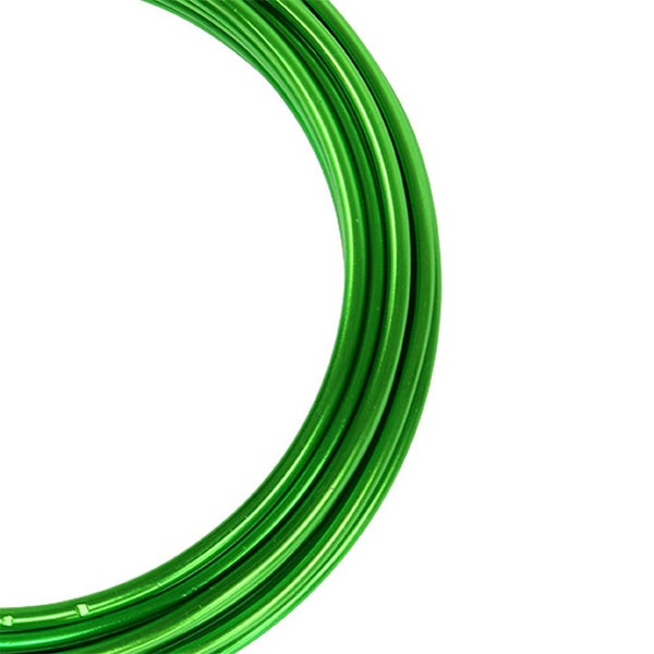 Grüner Aluminiumdraht zum Basteln und Dekorieren.