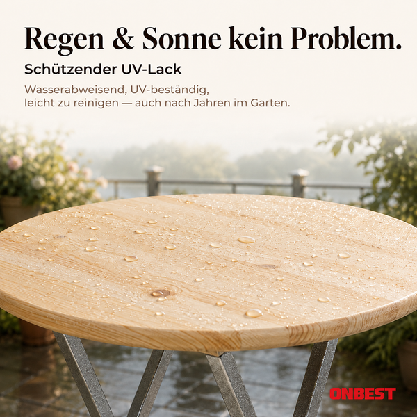 Runder Holztisch mit Wassertropfen auf der Oberfläche, wasserabweisender UV-Lack, ONBEST Logo.