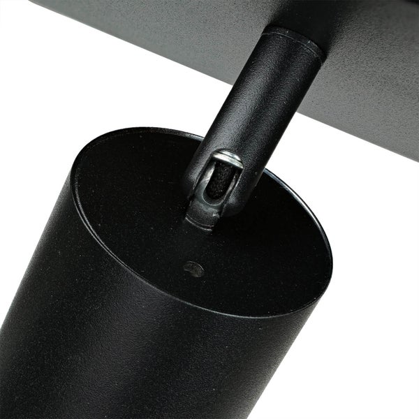 Detailansicht einer schwarzen Deckenleuchte mit Spot