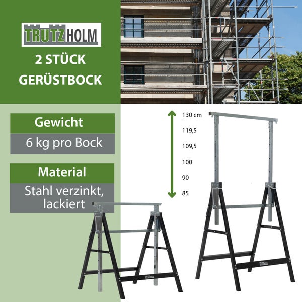 Zwei Gerüstböcke aus verzinktem und lackiertem Stahl vor einer Hausfassade mit Gerüst.