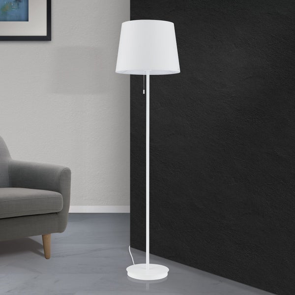 Stehlampe mit Zugschalter für Innenräume