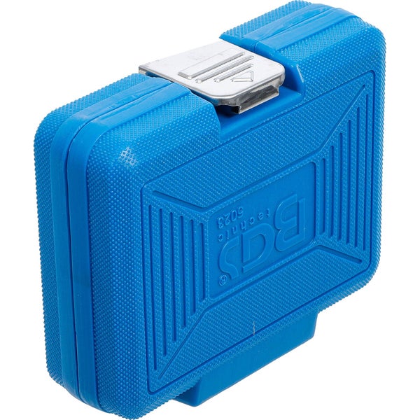 Werkzeugkoffer aus Kunststoff mit Metallverschluss