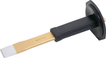 Flachmeißel aus Metall mit ergonomischem Handschutz aus Kunststoff.