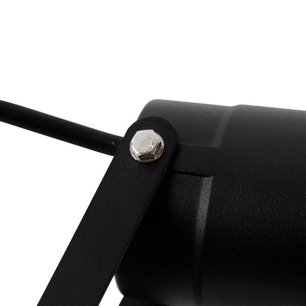 Nahaufnahme einer schwarzen Metallleuchte mit Befestigungsbügel und silberner Sechskantschraube.