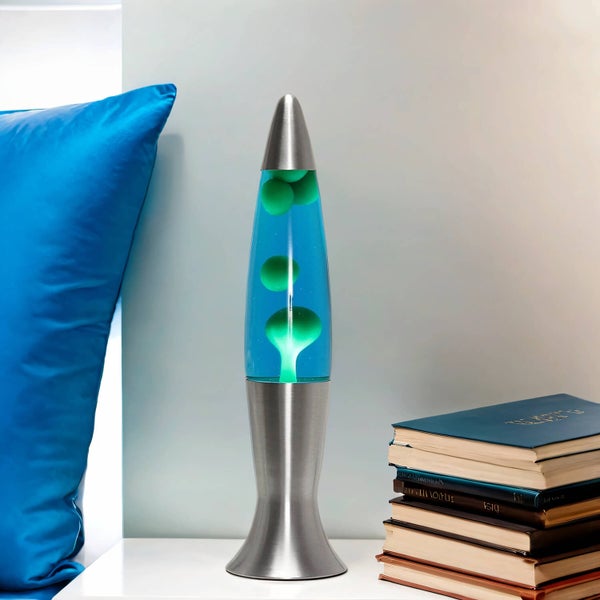 Dekorative Lavalampe mit blauem Öl und grünen Wachsblasen auf einem Tisch