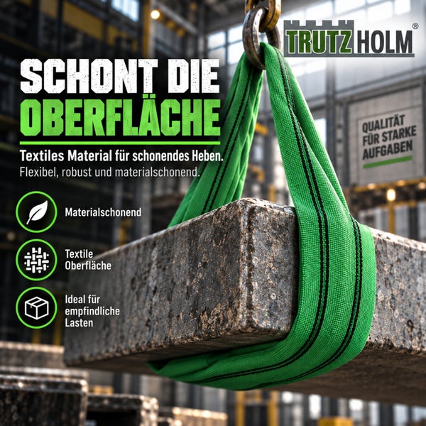 Ein Hebeband der Marke Trutzholm hebt einen schweren Steinblock in einer Lagerhalle für materialschonendes Heben.